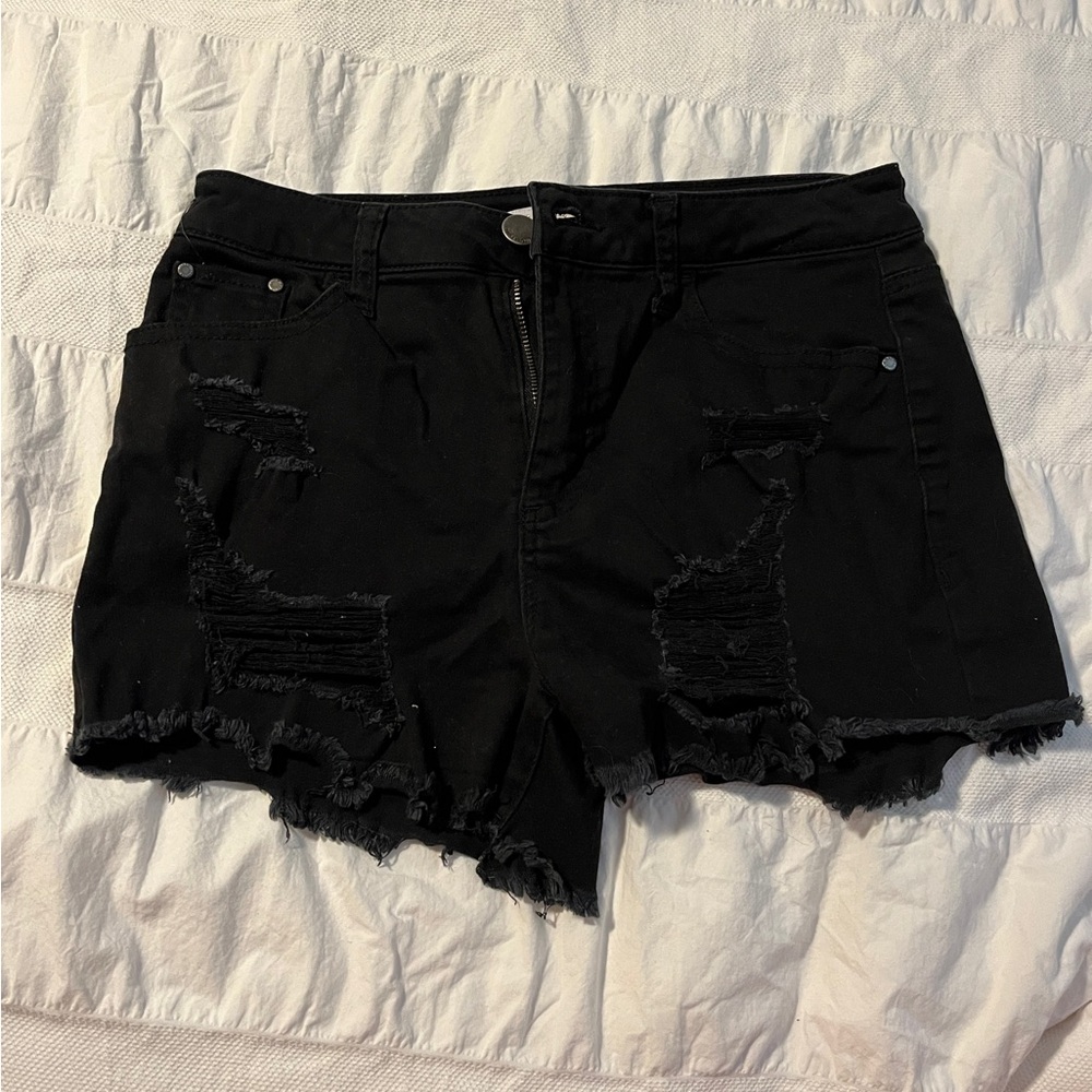 Tinseltown black ripped jean shorts
